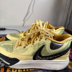 Nike Kyrie 8 Citron Tint Leopard DJ6017-800 Mens 6.5 / Womens 8 Shoes